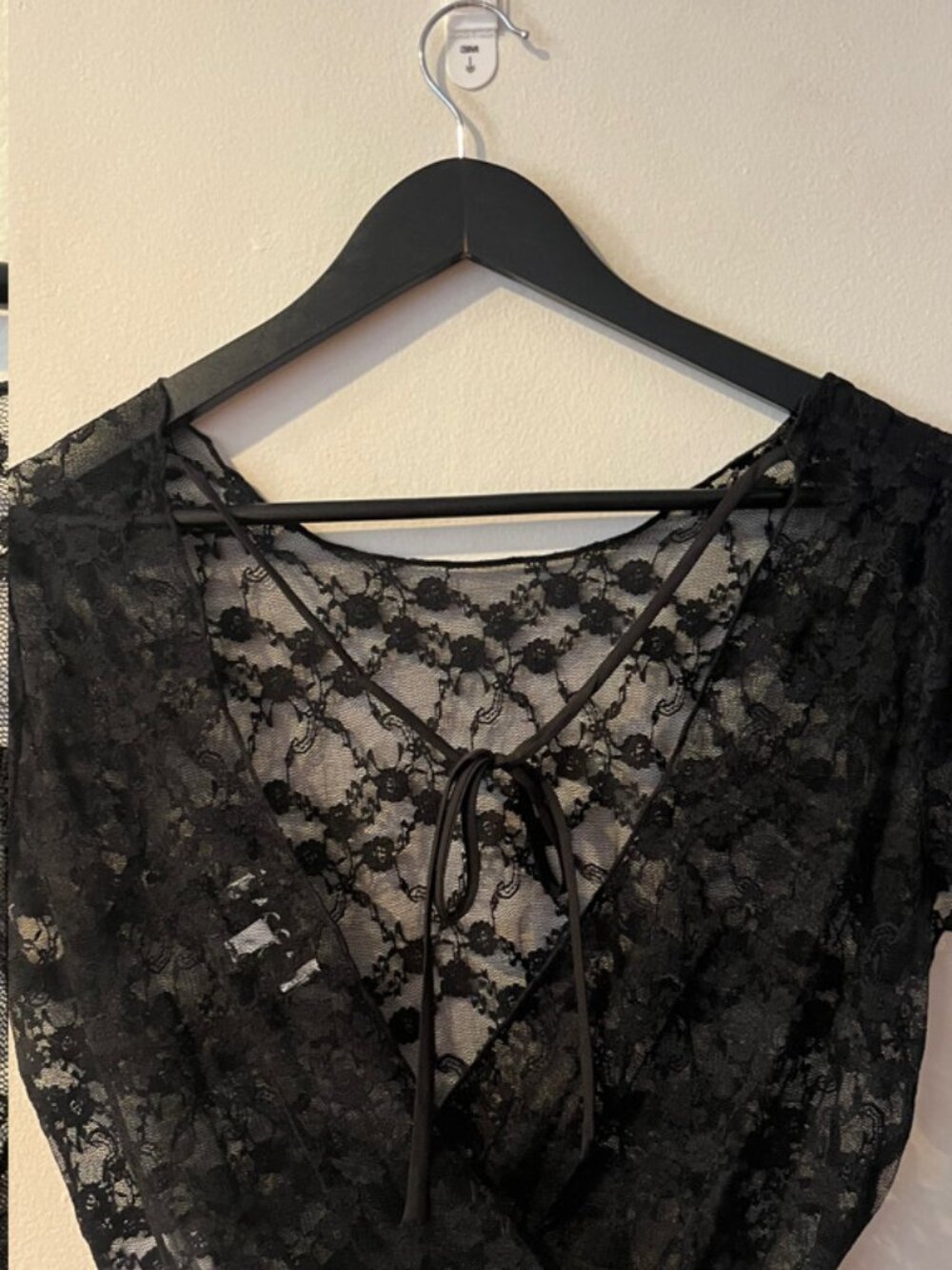 Lace Open Back Top - Picture 3 of 4